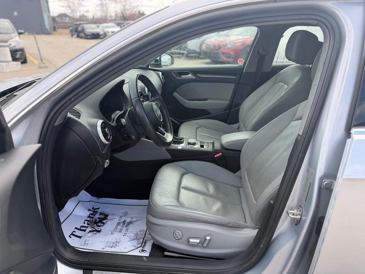 2017 Audi A3 e-tron Prestige Photo