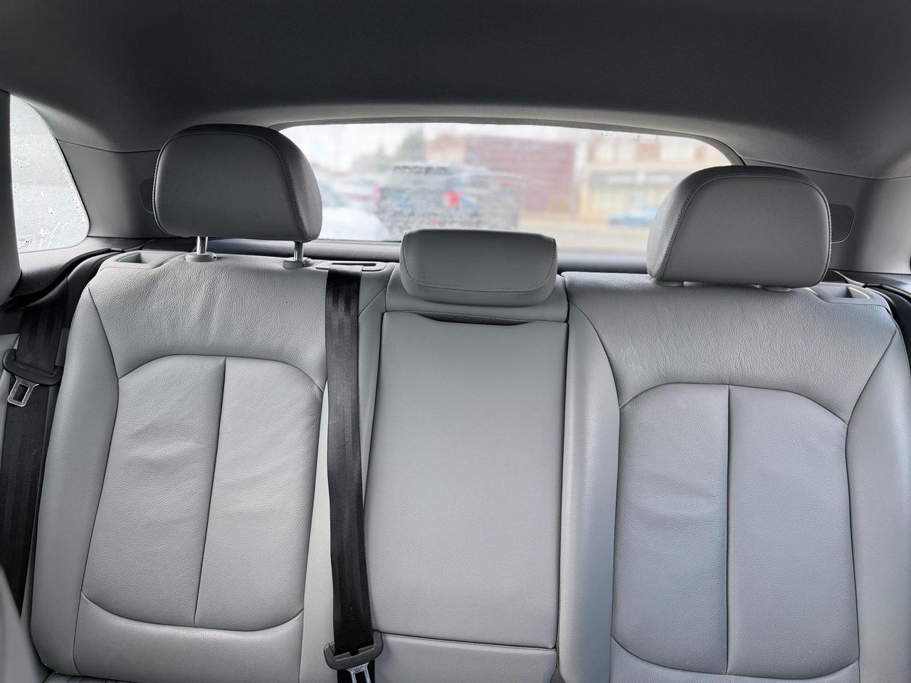 2017 Audi A3 e-tron Prestige Photo