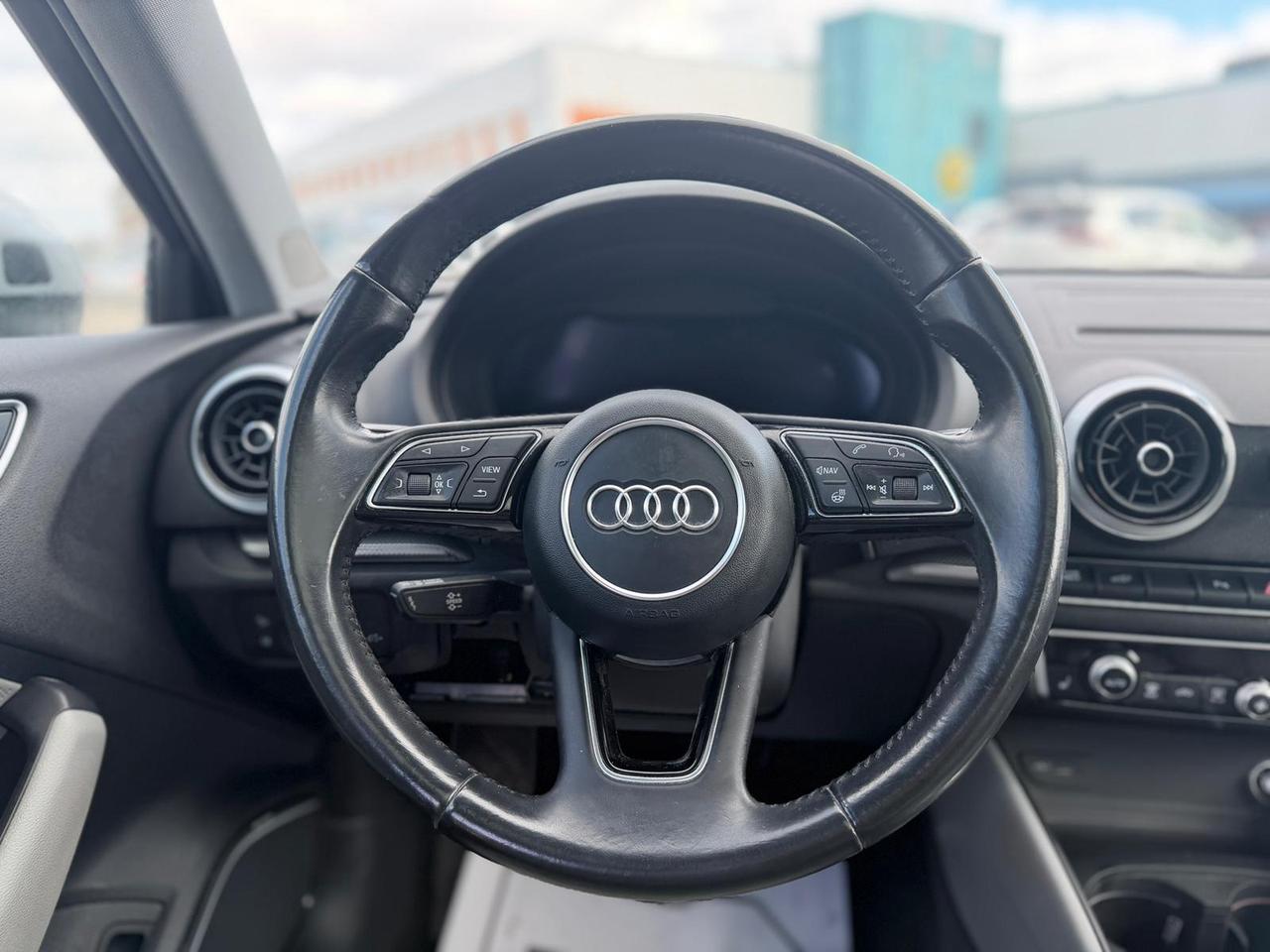 2017 Audi A3 e-tron Prestige Photo