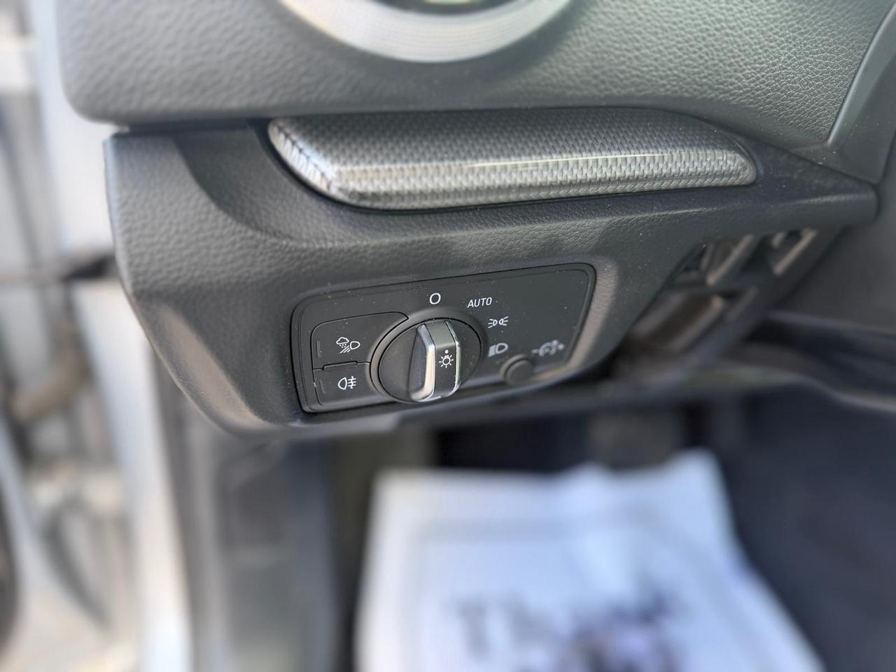 2017 Audi A3 e-tron Prestige Photo