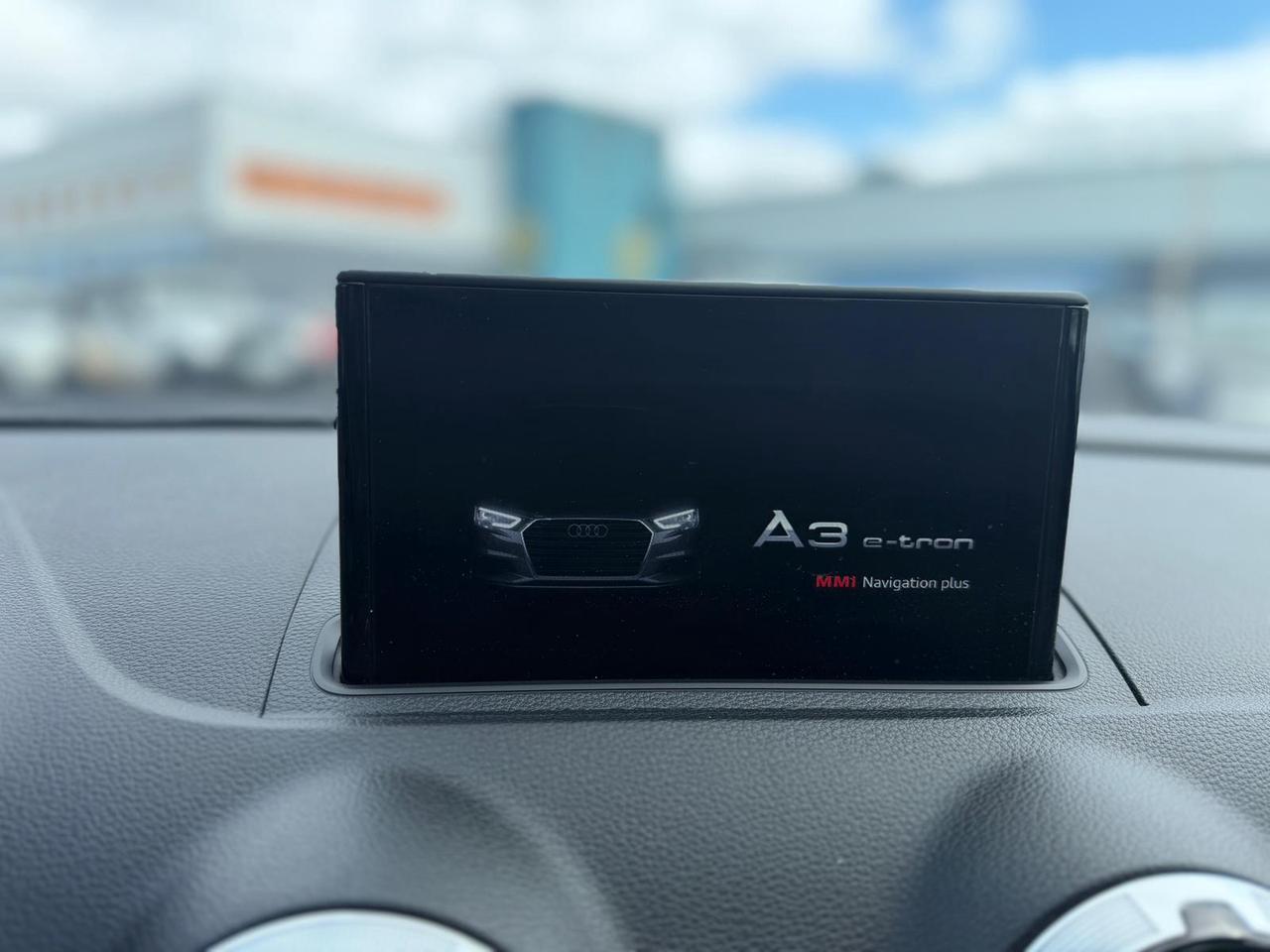 2017 Audi A3 e-tron Prestige Photo