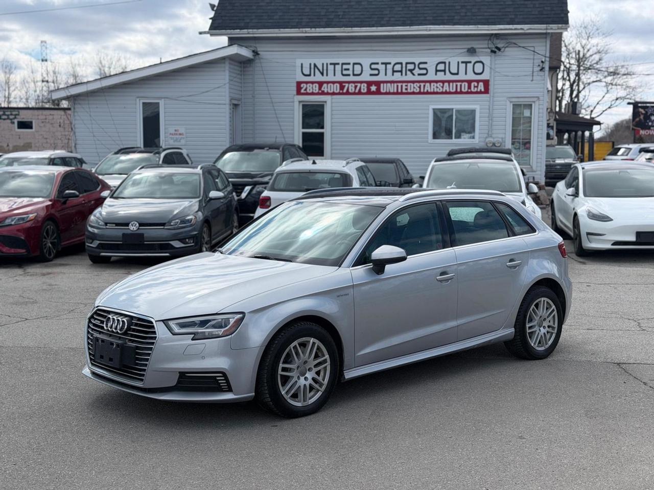 2017 Audi A3 e-tron Prestige Photo0