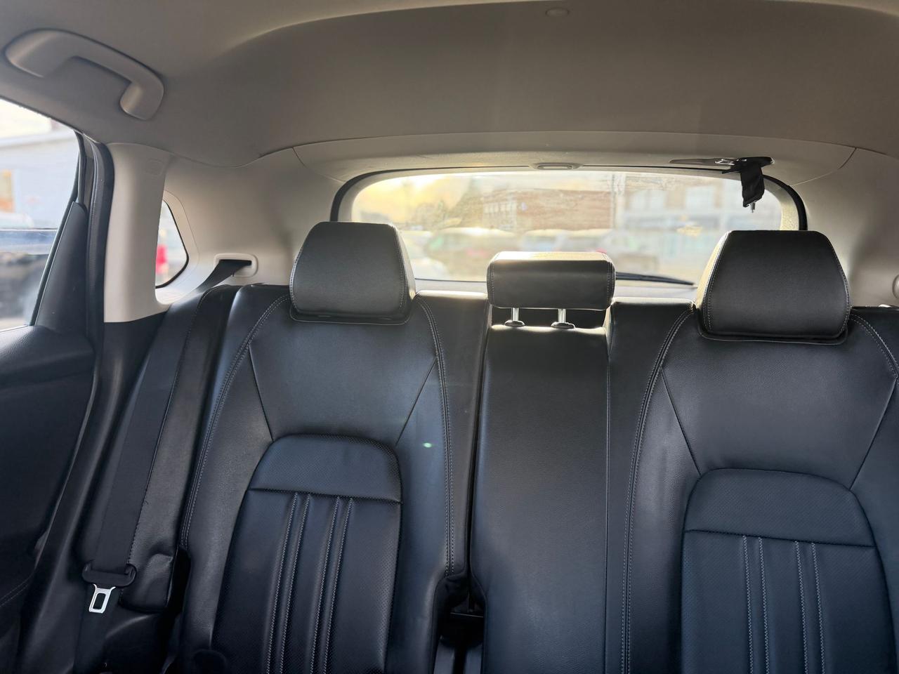 2024 Honda HR-V EX-L Photo