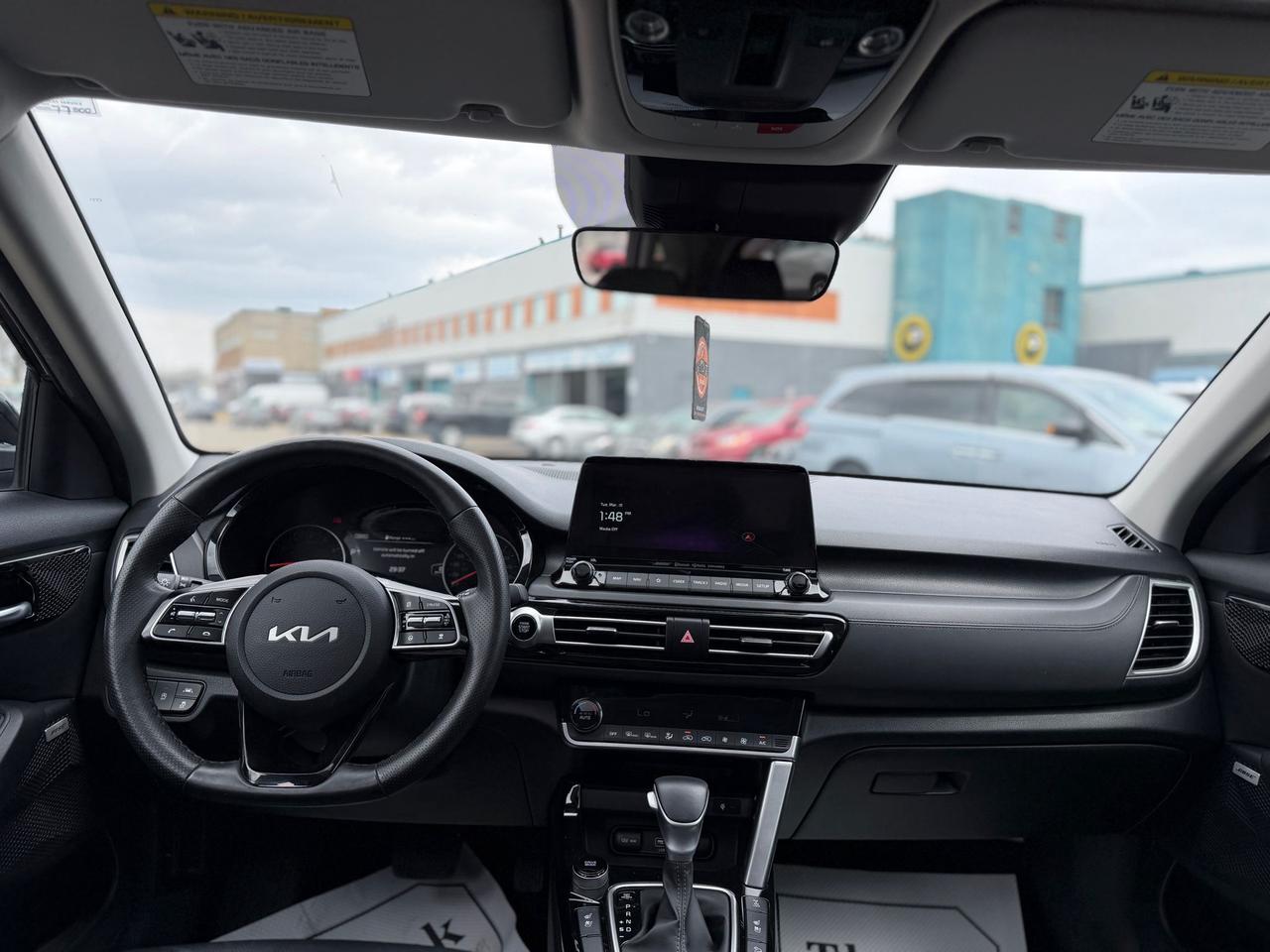 2023 Kia Seltos SX Photo