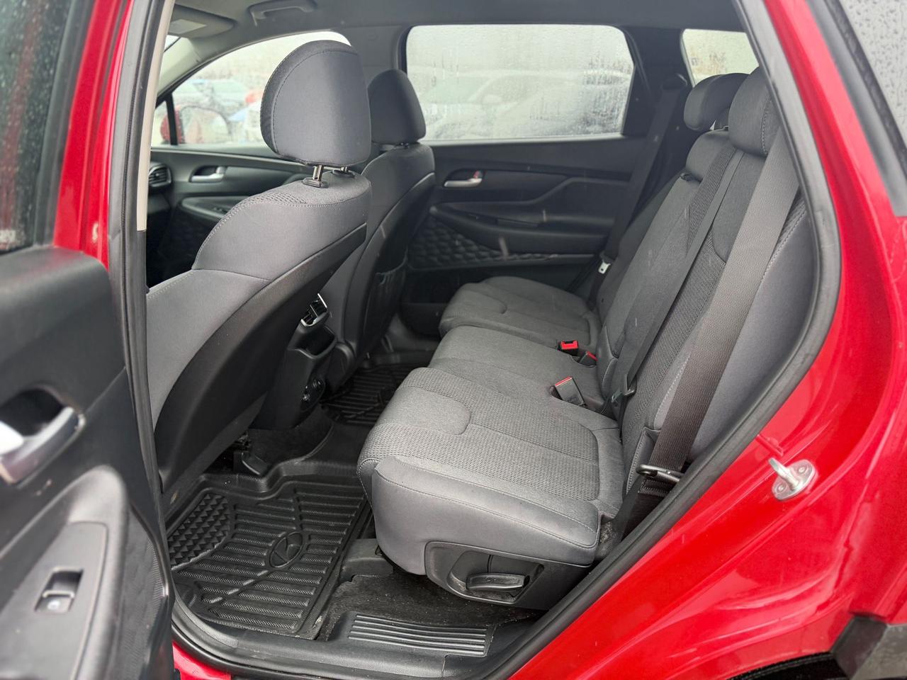 2020 Hyundai Santa Fe SE 2.4 Photo