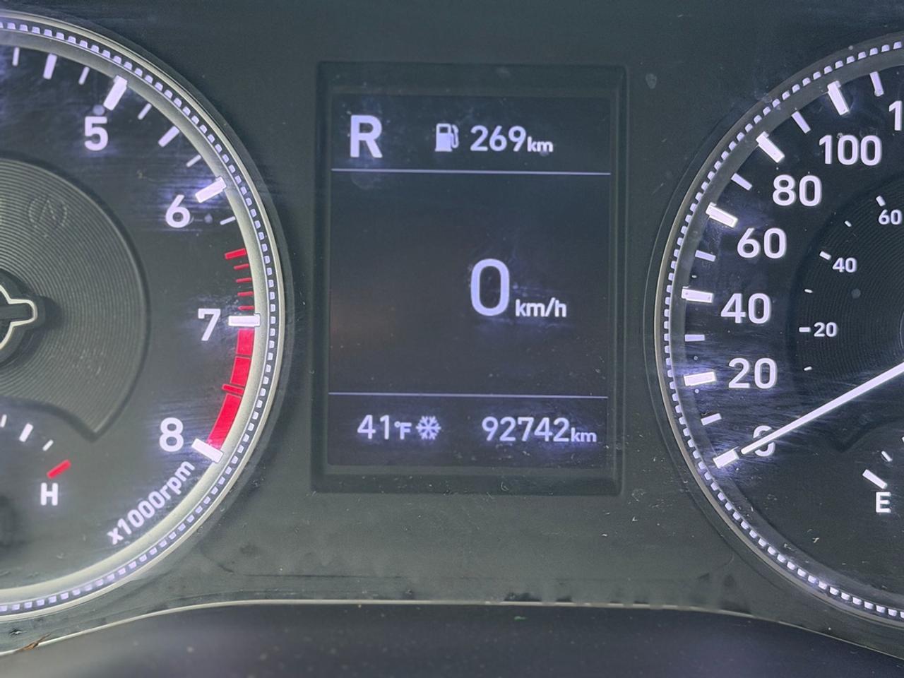 2020 Hyundai Santa Fe SE 2.4 Photo