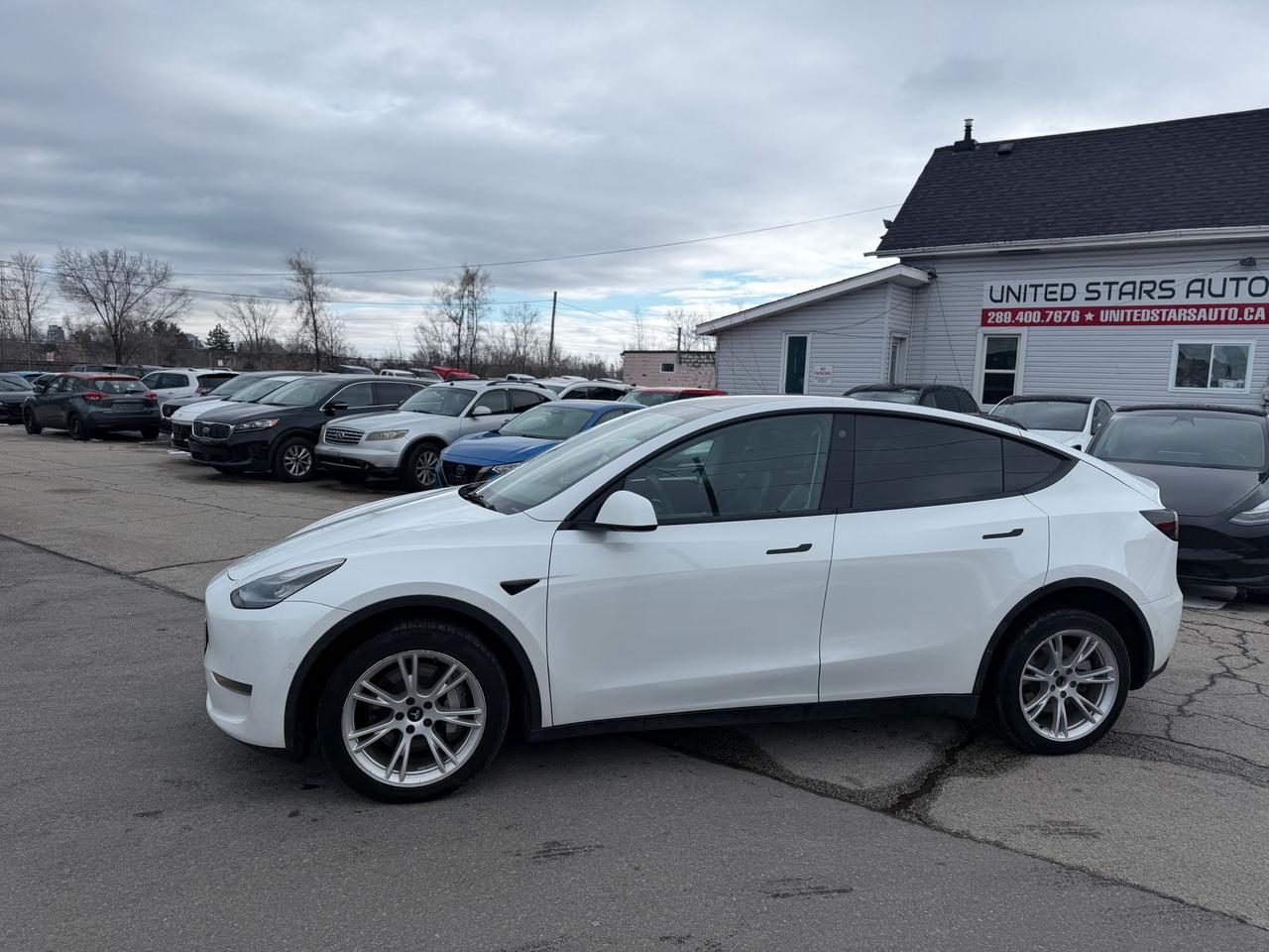 2021 Tesla Model Y LONG RANGE Photo
