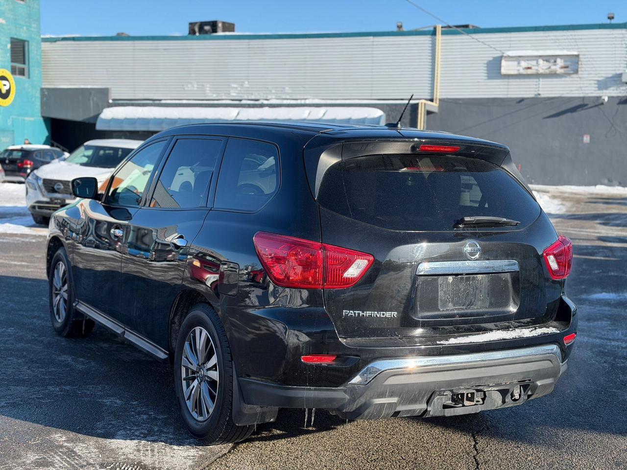 2018 Nissan Pathfinder S Photo