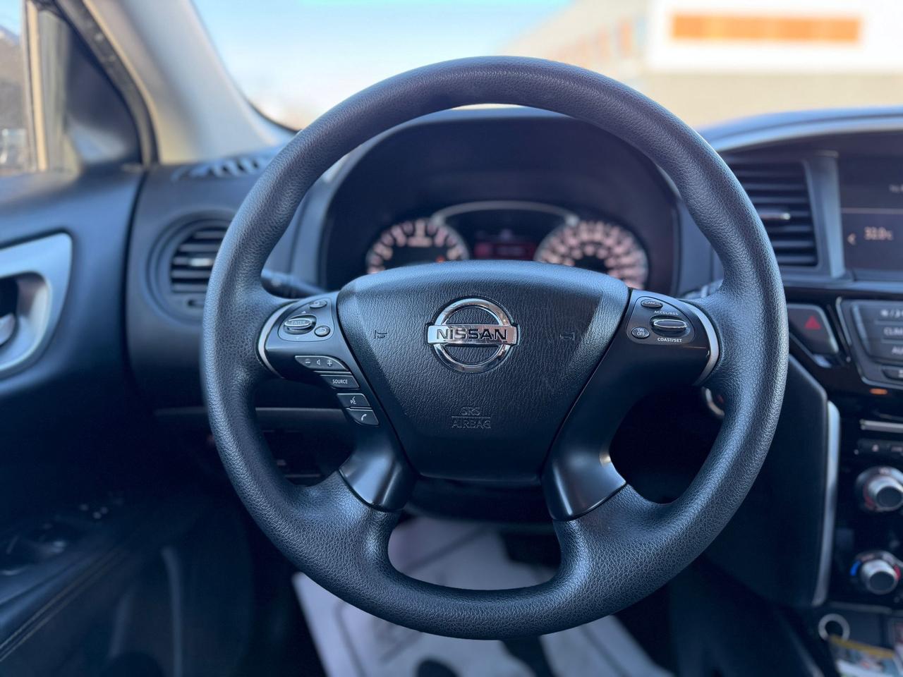 2018 Nissan Pathfinder S Photo