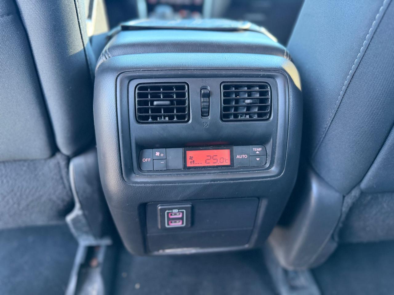 2018 Nissan Pathfinder S Photo