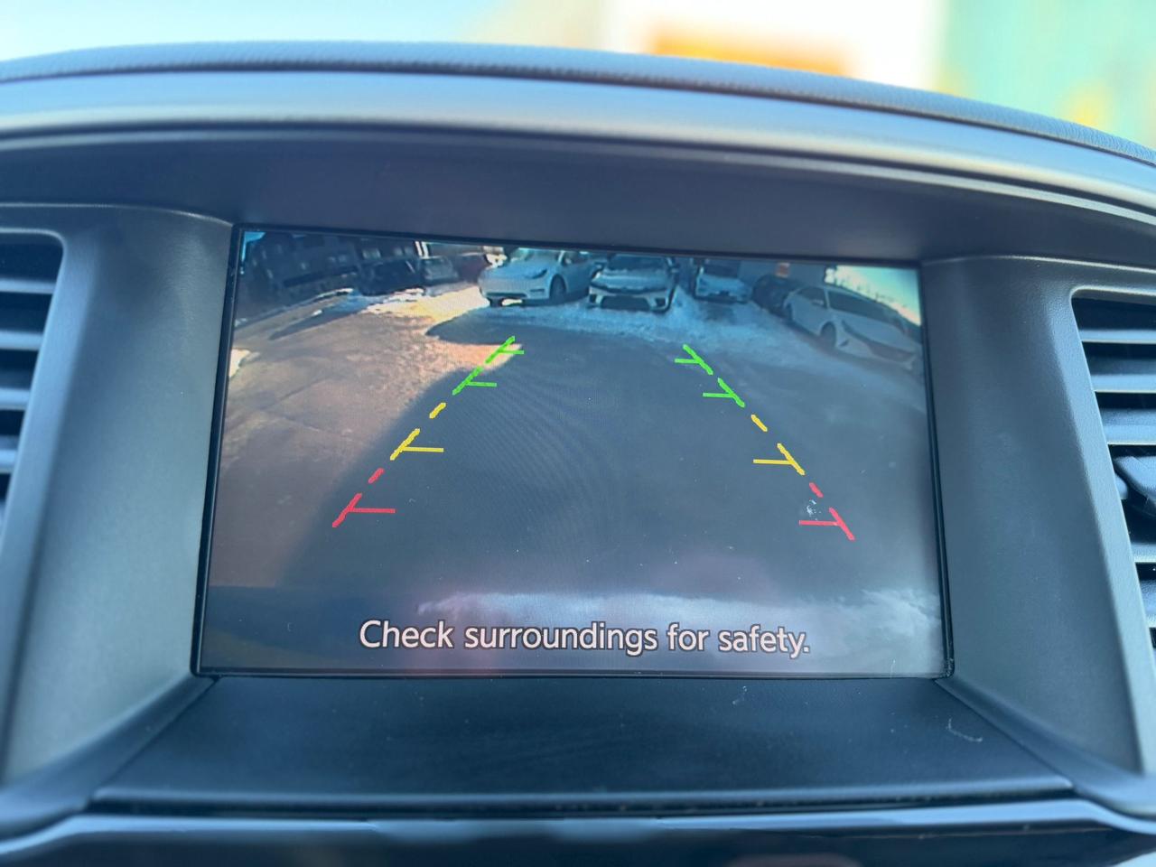 2018 Nissan Pathfinder S Photo