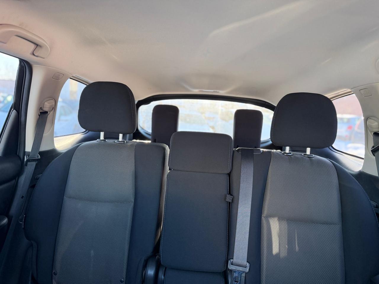 2018 Nissan Pathfinder S Photo