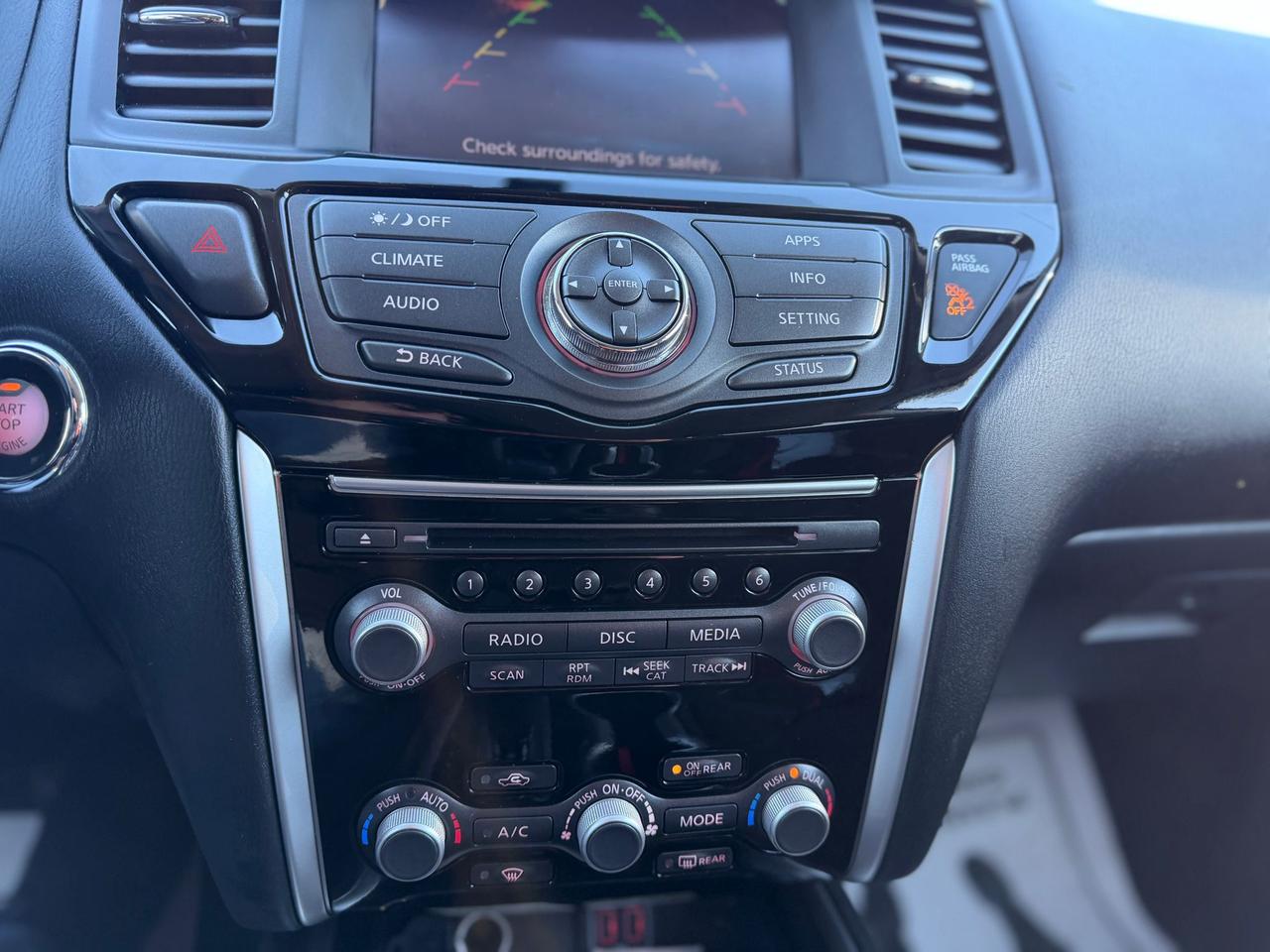 2018 Nissan Pathfinder S Photo