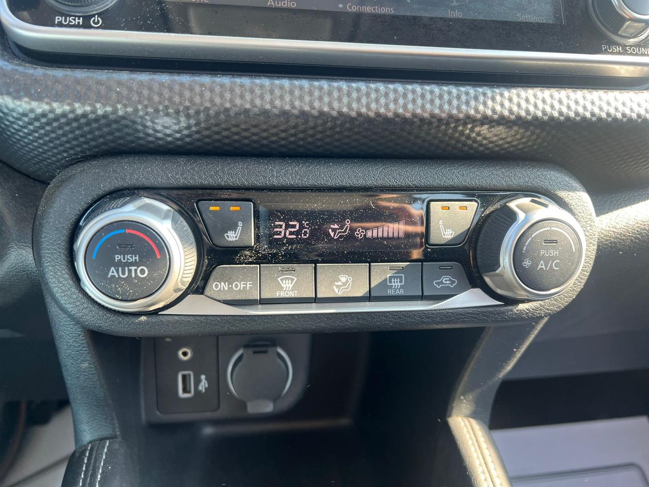 2019 Nissan Kicks SV Photo