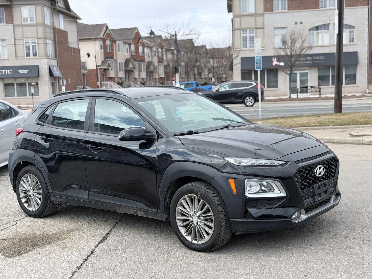 2019 Hyundai KONA SEL Photo2