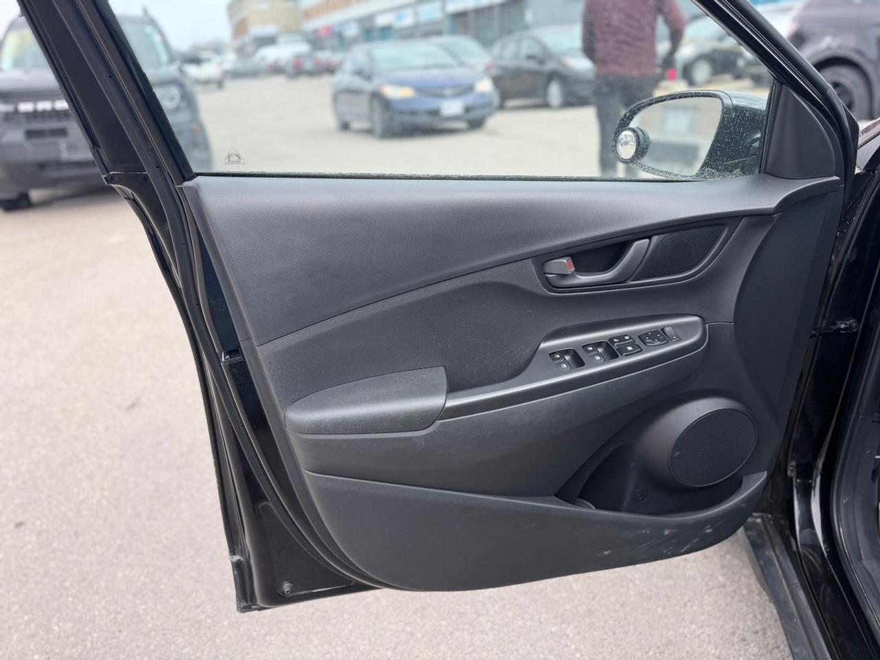 2019 Hyundai KONA SEL Photo