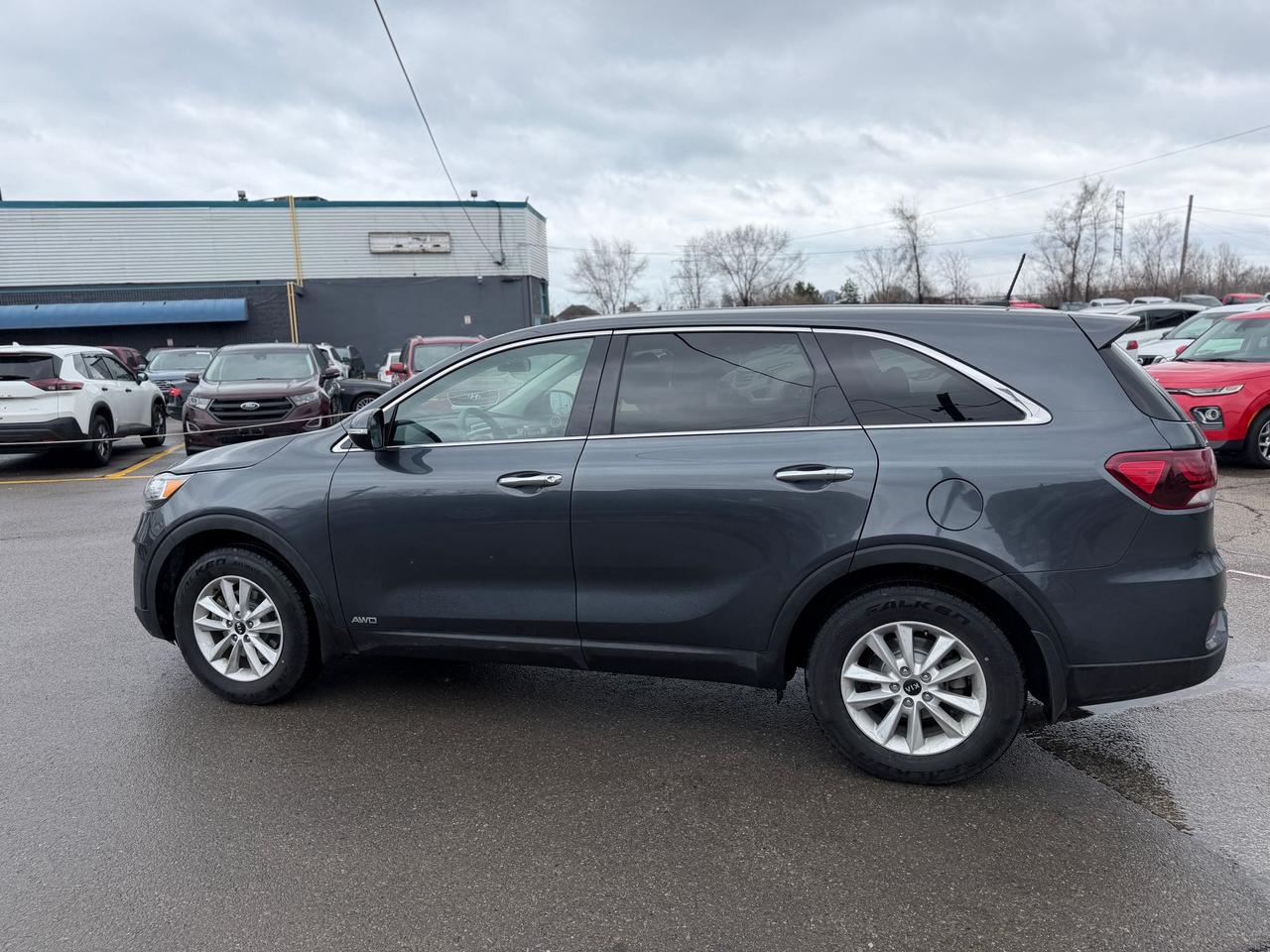 2020 Kia Sorento LX Photo