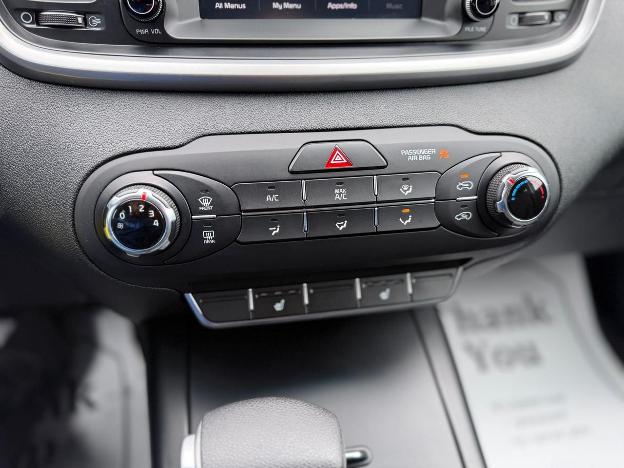 2020 Kia Sorento LX Photo