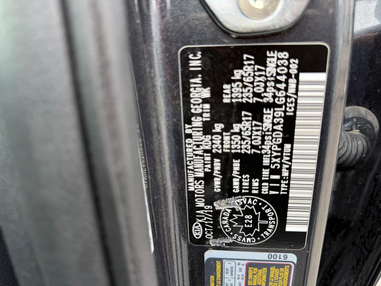 2020 Kia Sorento LX Photo