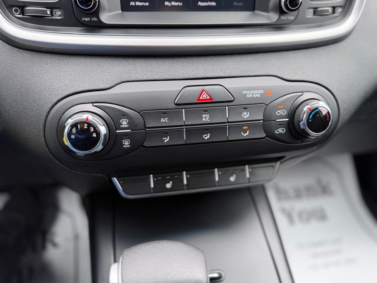 2020 Kia Sorento LX Photo