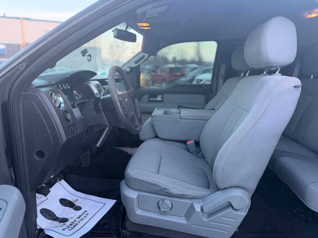 2014 Ford F-150 XLT Photo