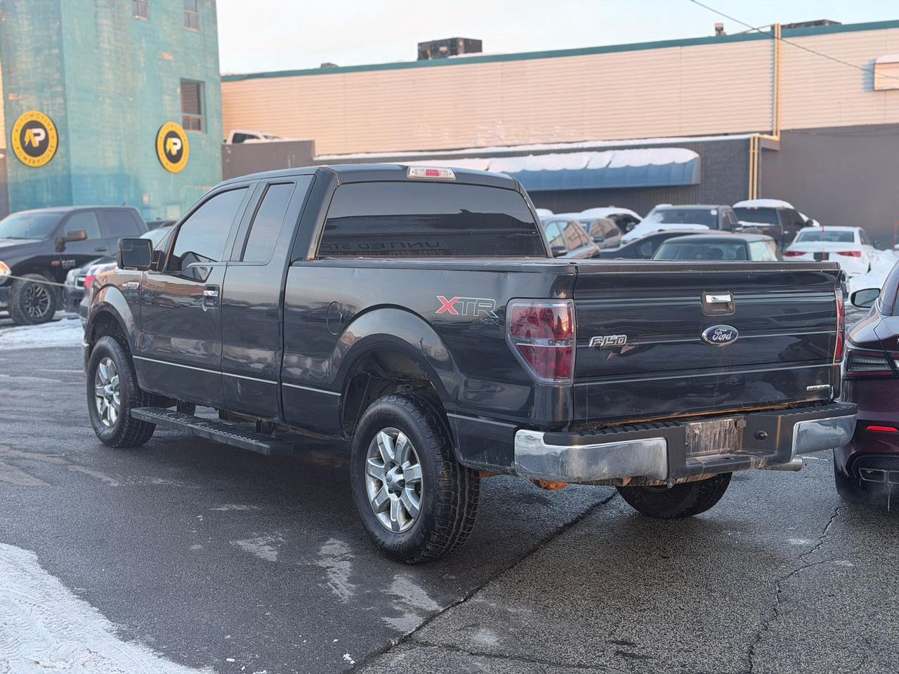 2014 Ford F-150 XLT Photo