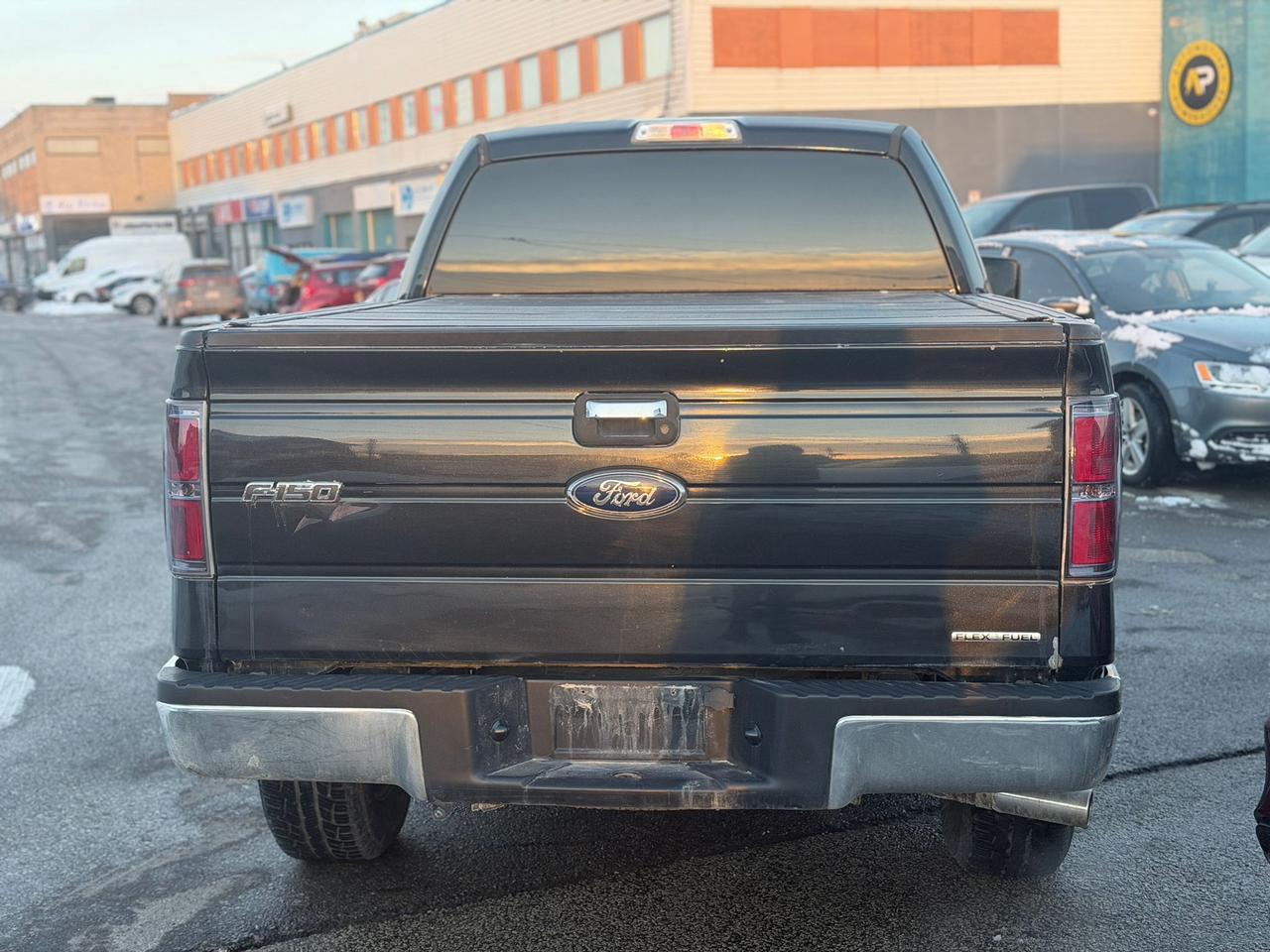 2014 Ford F-150 XLT Photo