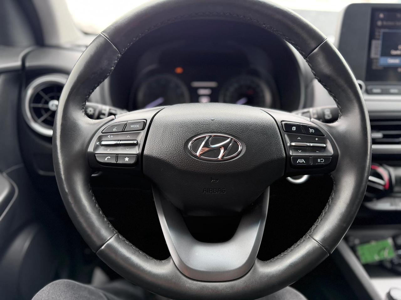 2022 Hyundai KONA SE Photo