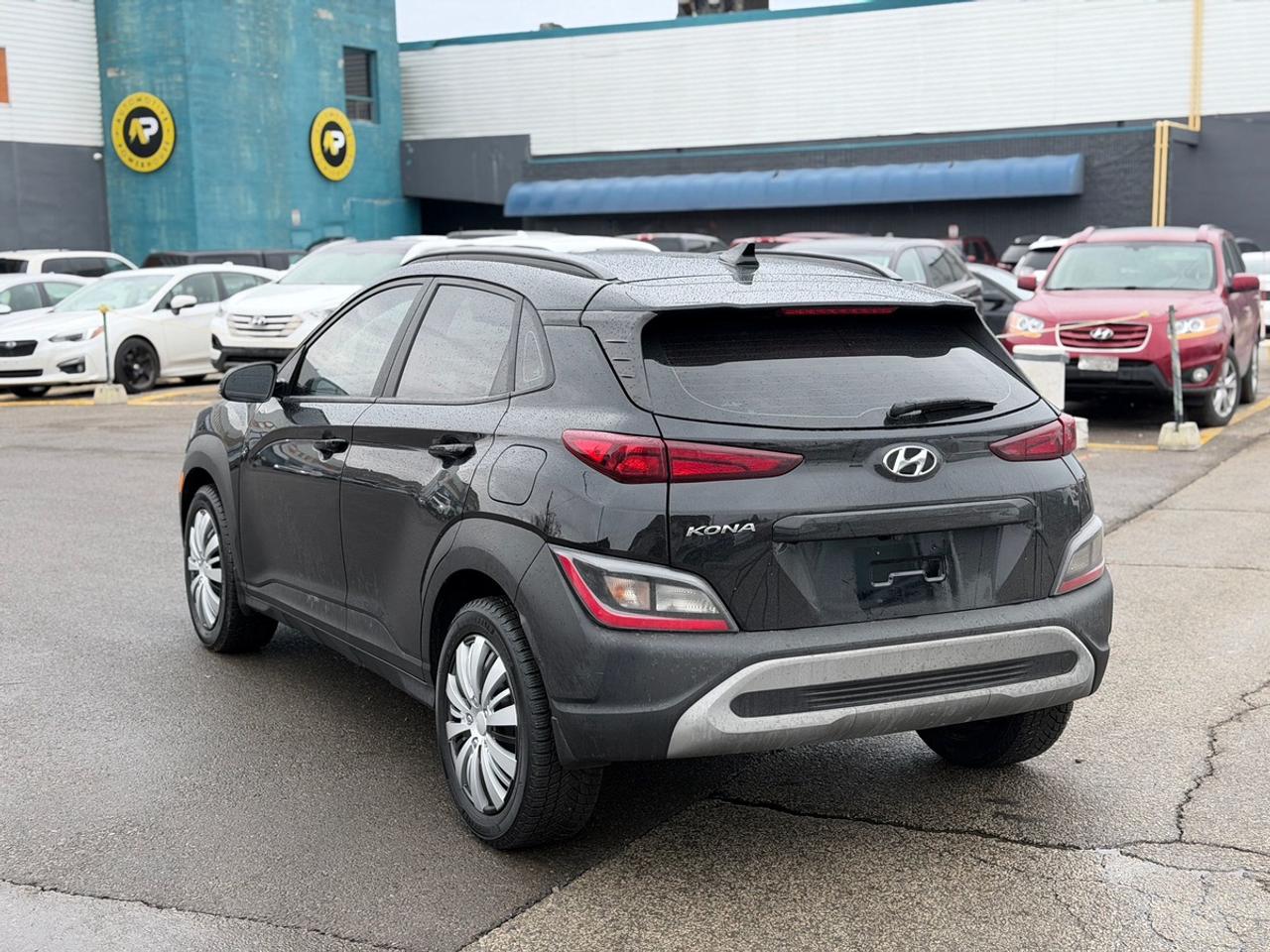 2022 Hyundai KONA SE Photo