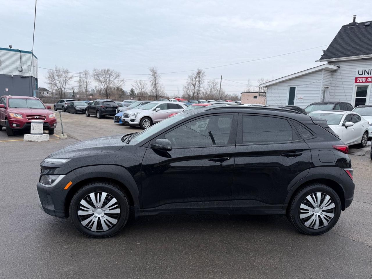 2022 Hyundai KONA SE Photo