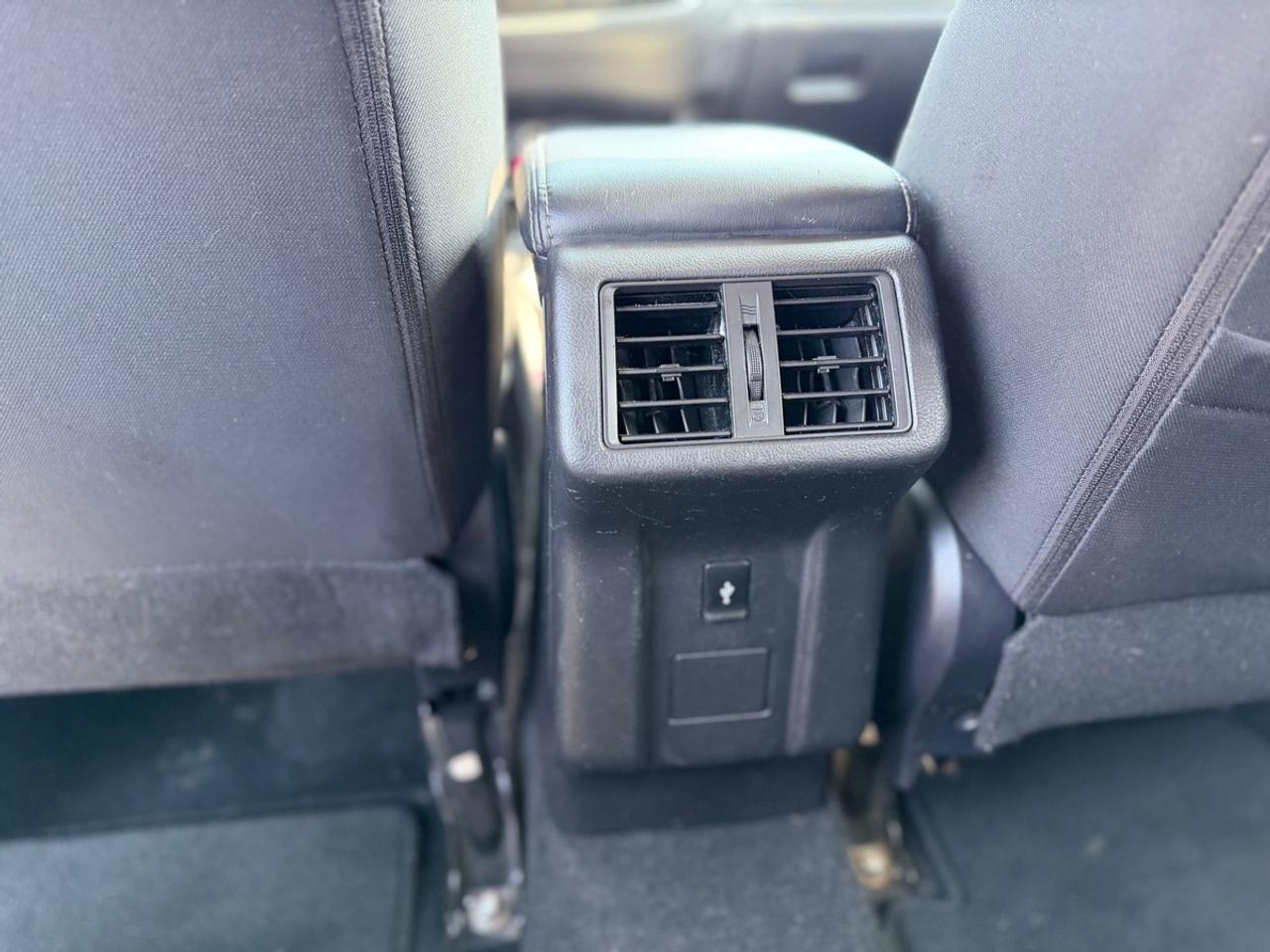 2019 Mitsubishi Outlander ES Photo