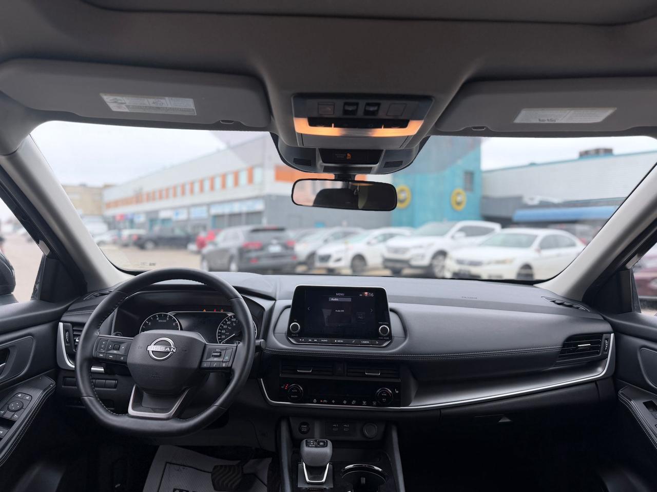 2025 Nissan Rogue SV Photo