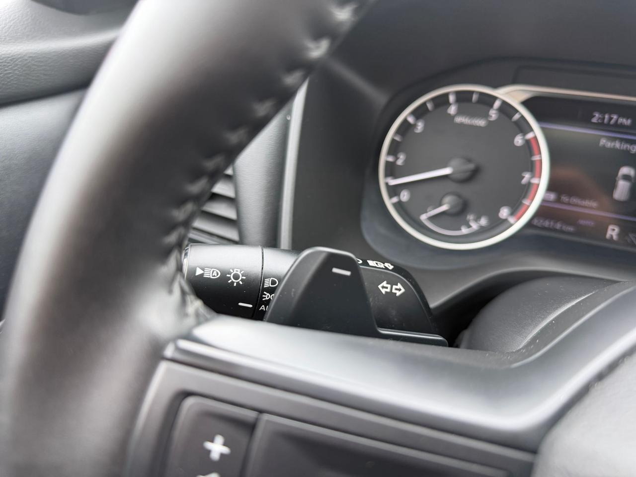 2025 Nissan Rogue SV Photo