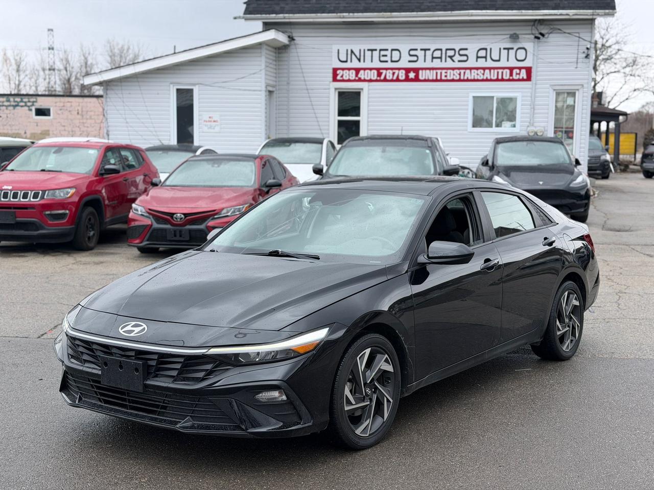 2024 Hyundai Elantra SEL Photo0