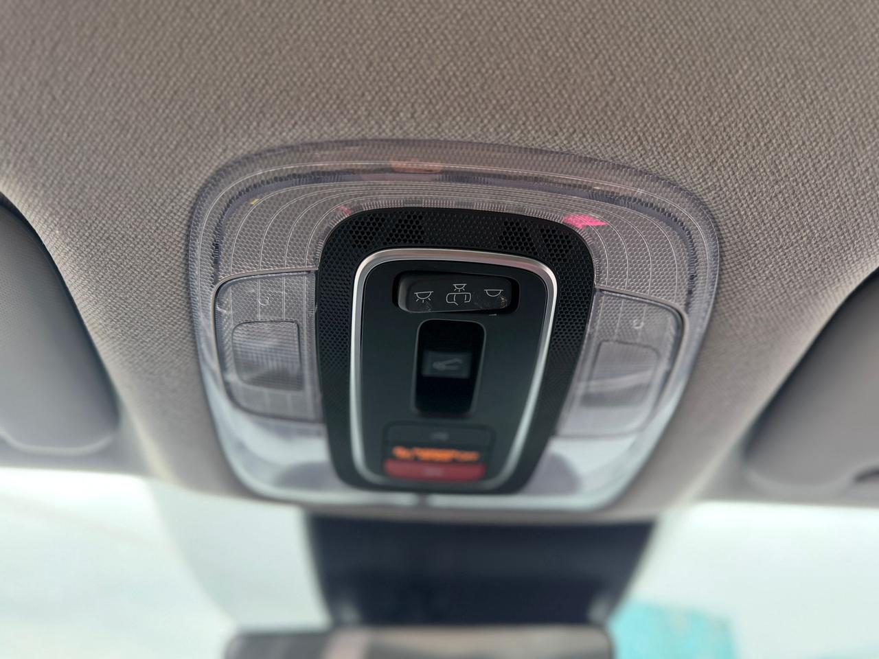 2024 Hyundai Elantra SEL Photo