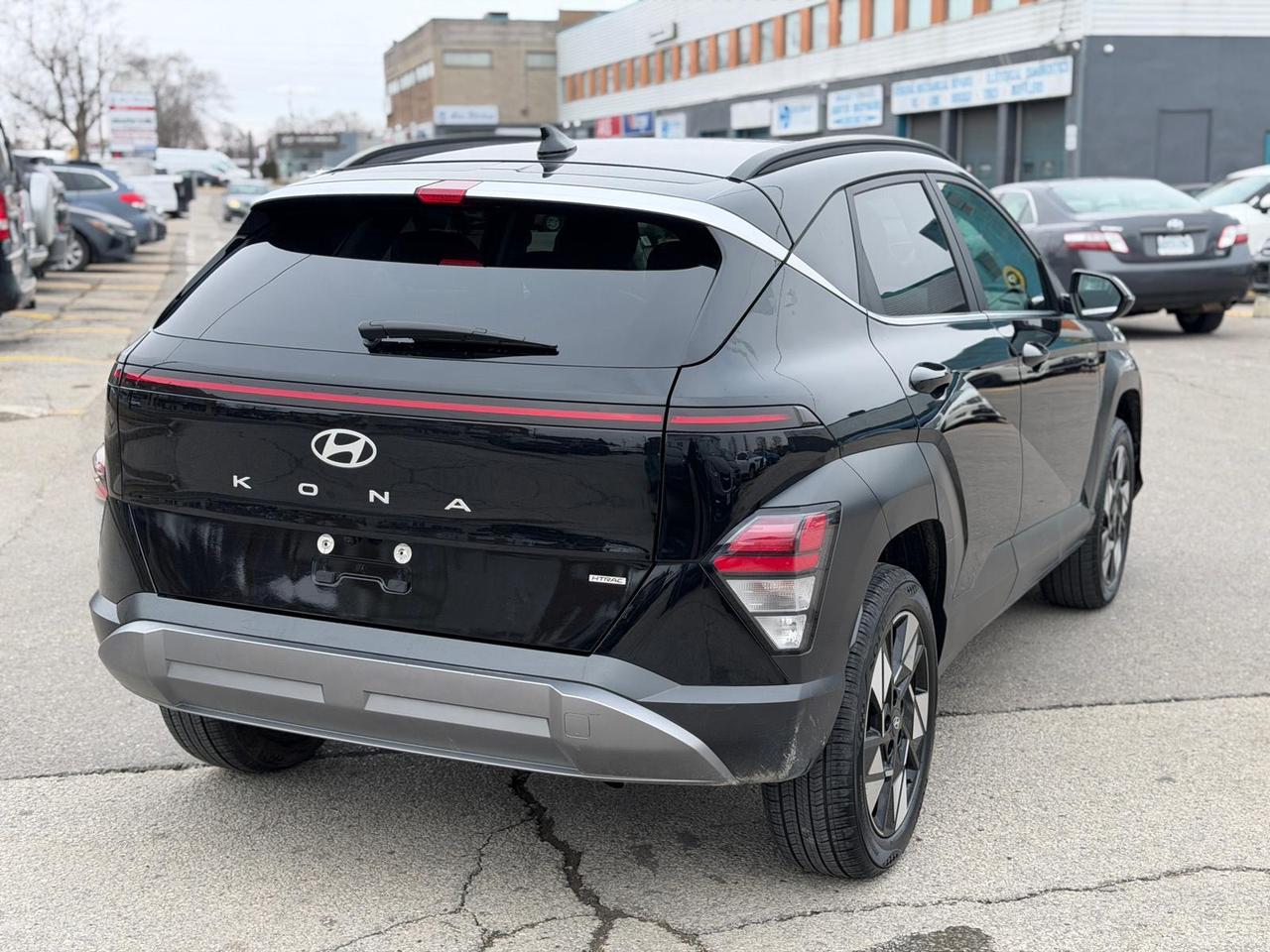 2025 Hyundai KONA SEL Photo