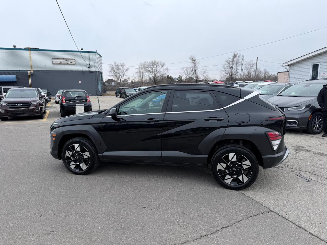 2025 Hyundai KONA SEL Photo