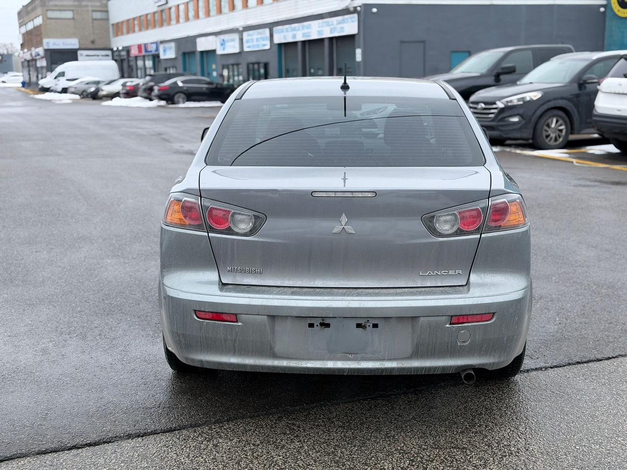 2012 Mitsubishi Lancer ES Photo