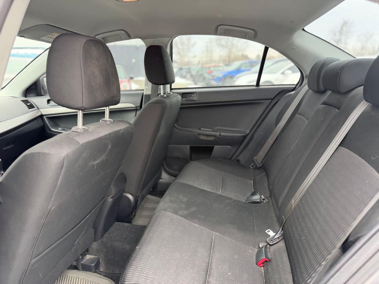 2012 Mitsubishi Lancer ES Photo