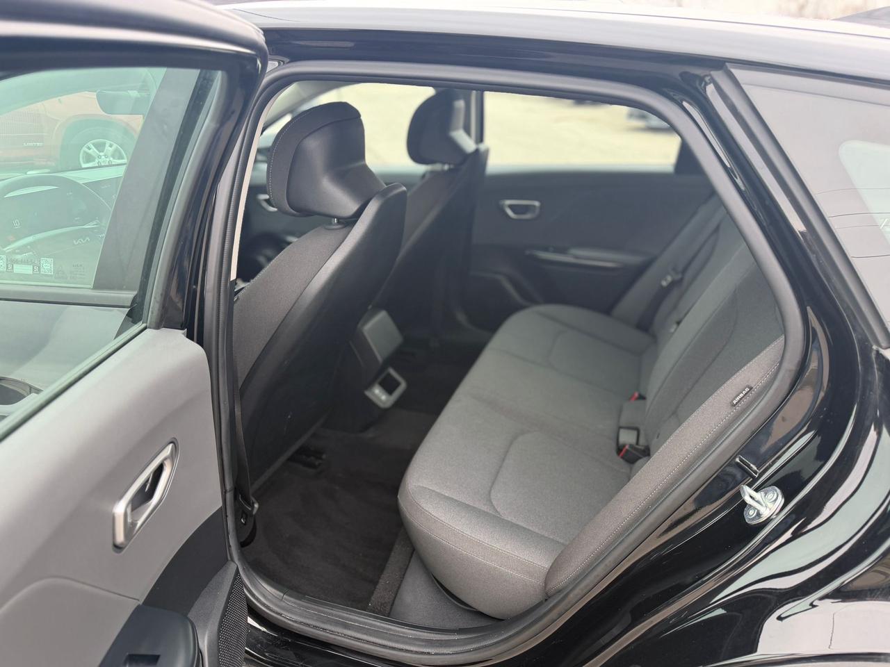 2025 Kia K4 LXS Photo