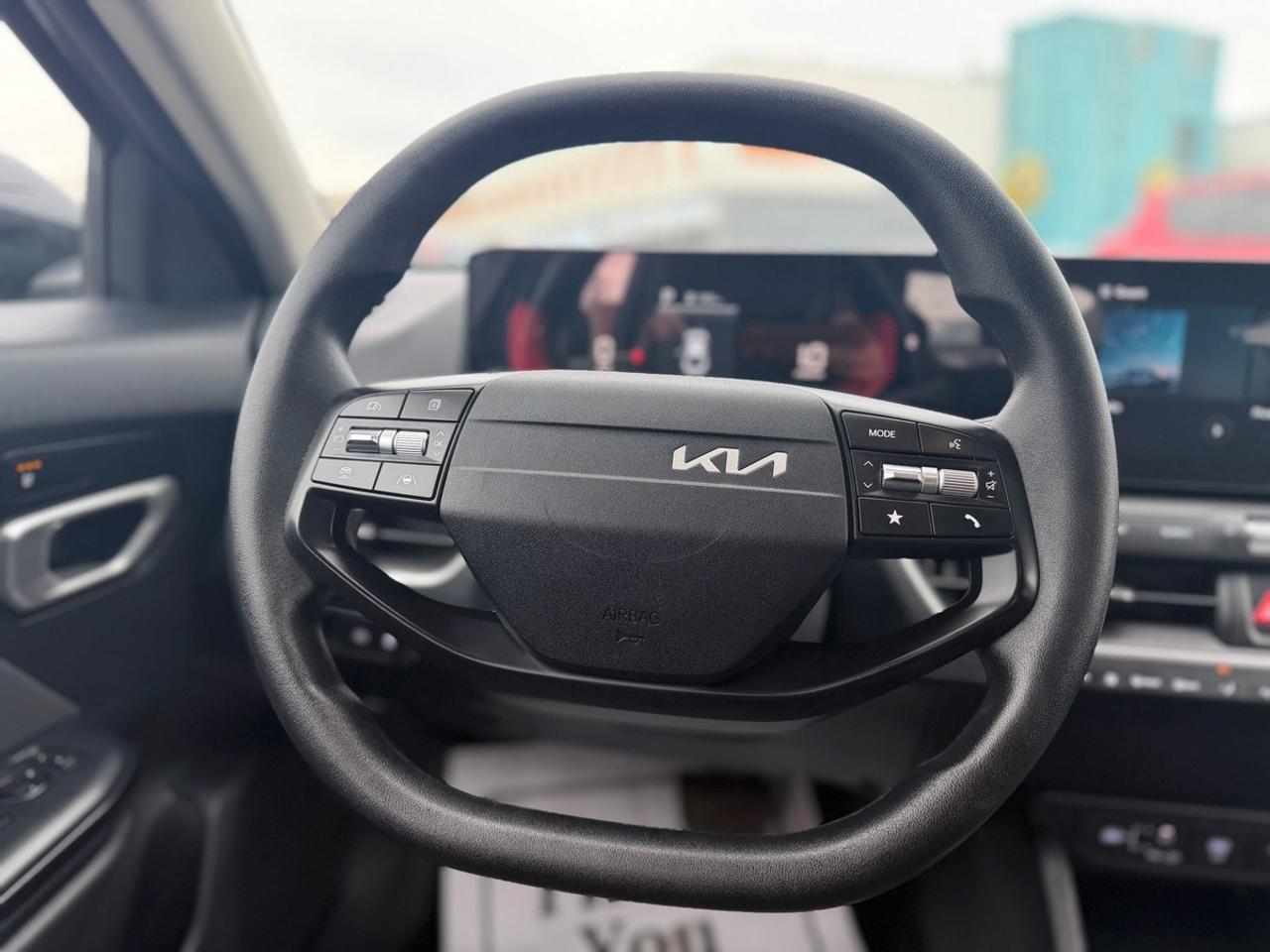 2025 Kia K4 LXS Photo