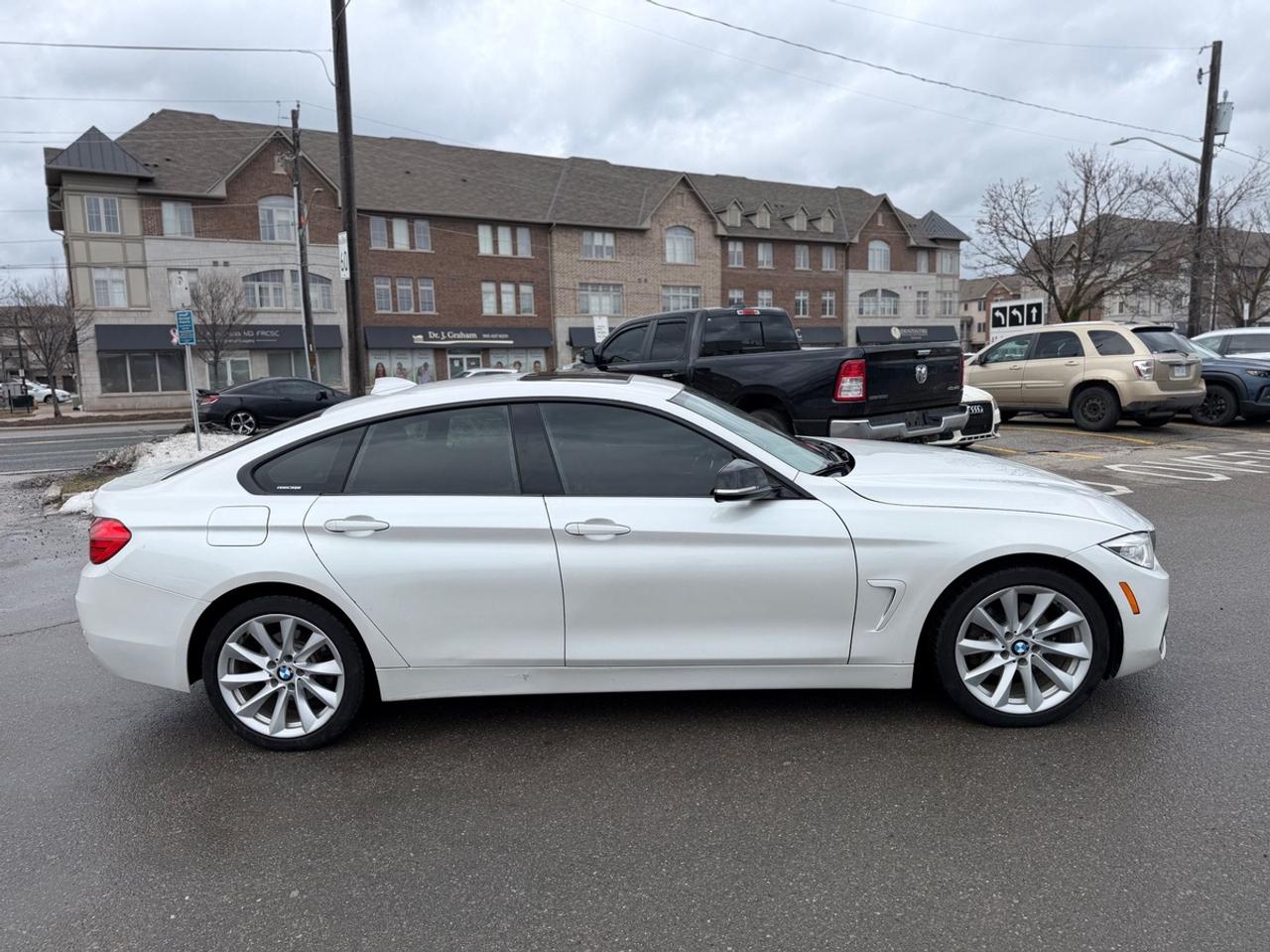 2016 BMW 4-Series 428i xDrive Gran Photo3