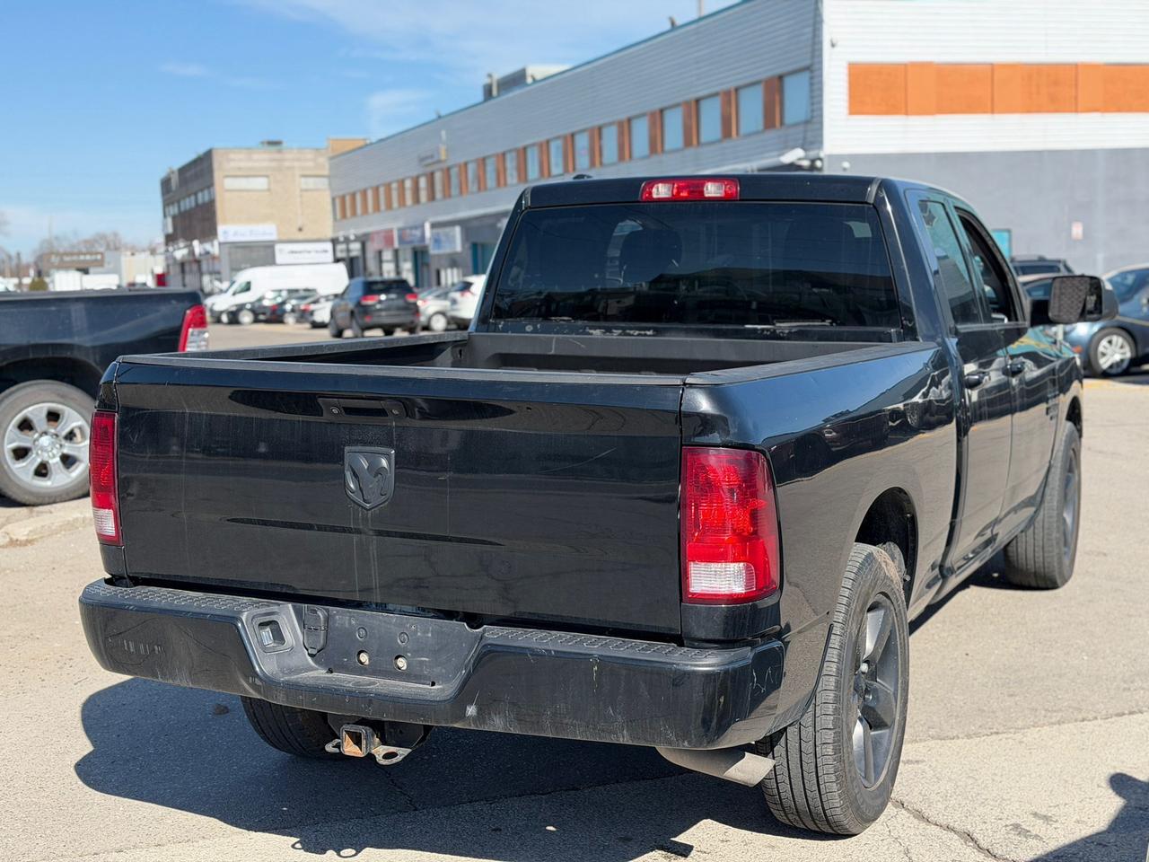 2021 RAM 1500 Classic WARLOCK Photo