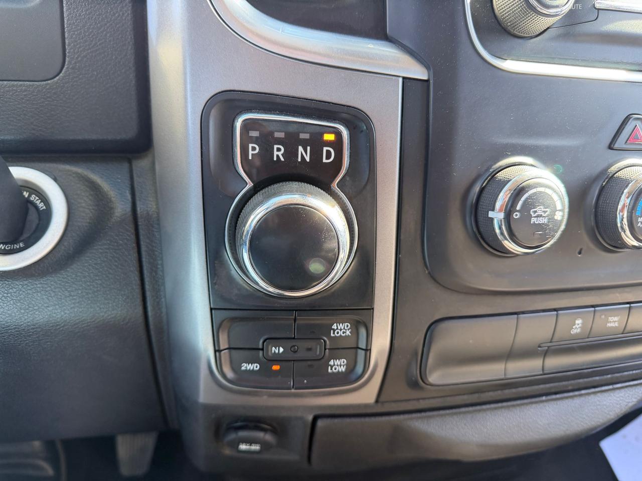 2021 RAM 1500 Classic WARLOCK Photo