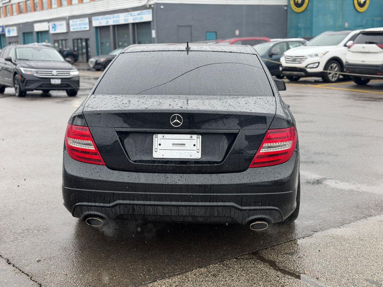 2012 Mercedes-Benz C-Class C250 Sport Photo