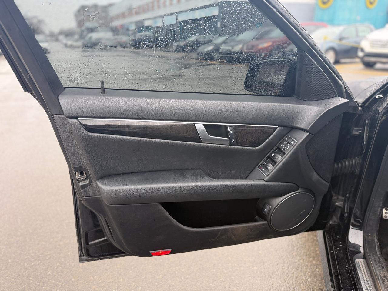 2012 Mercedes-Benz C-Class C250 Sport Photo