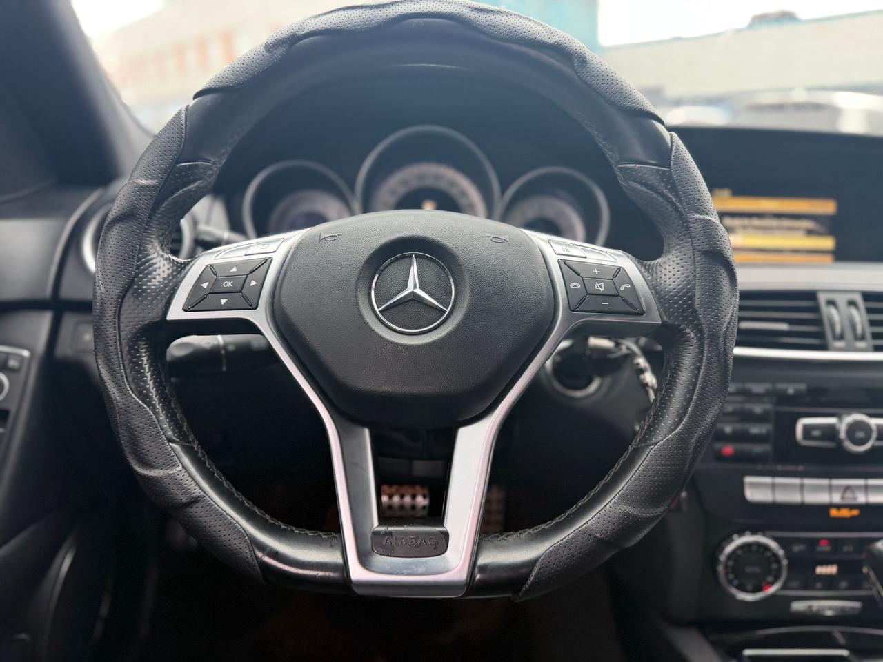 2012 Mercedes-Benz C-Class C250 Sport Photo