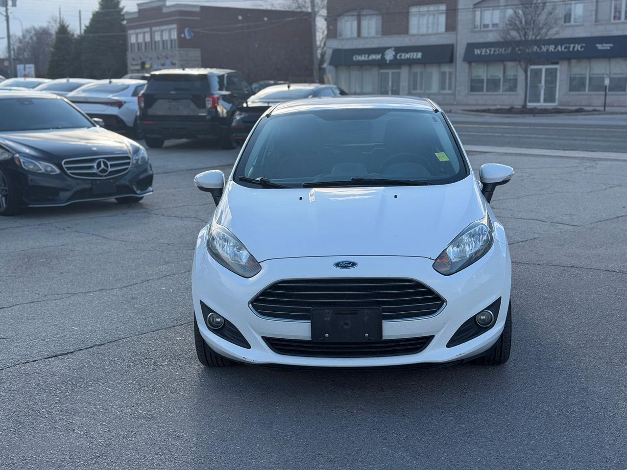 2014 Ford Fiesta SE Photo