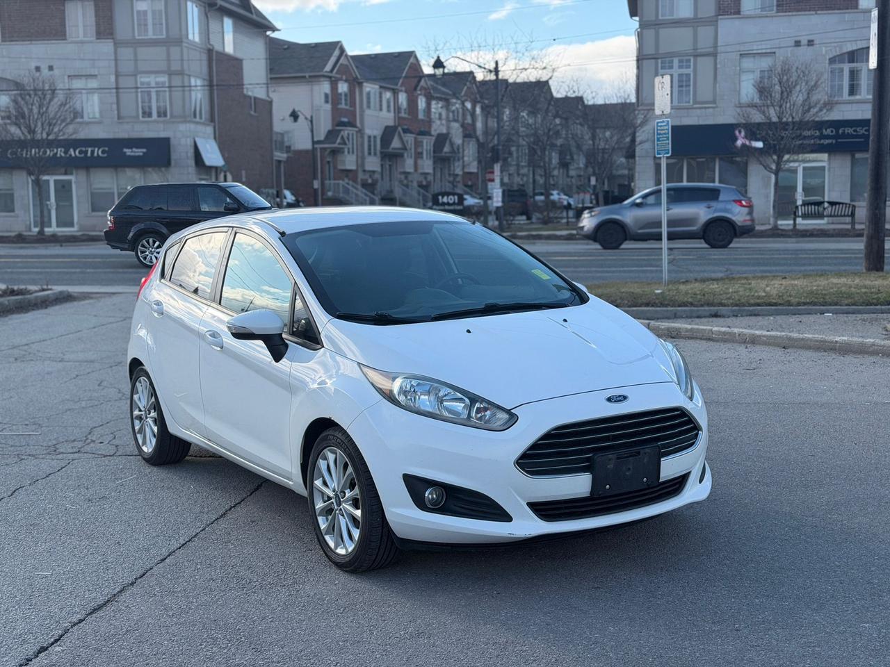 2014 Ford Fiesta SE Photo