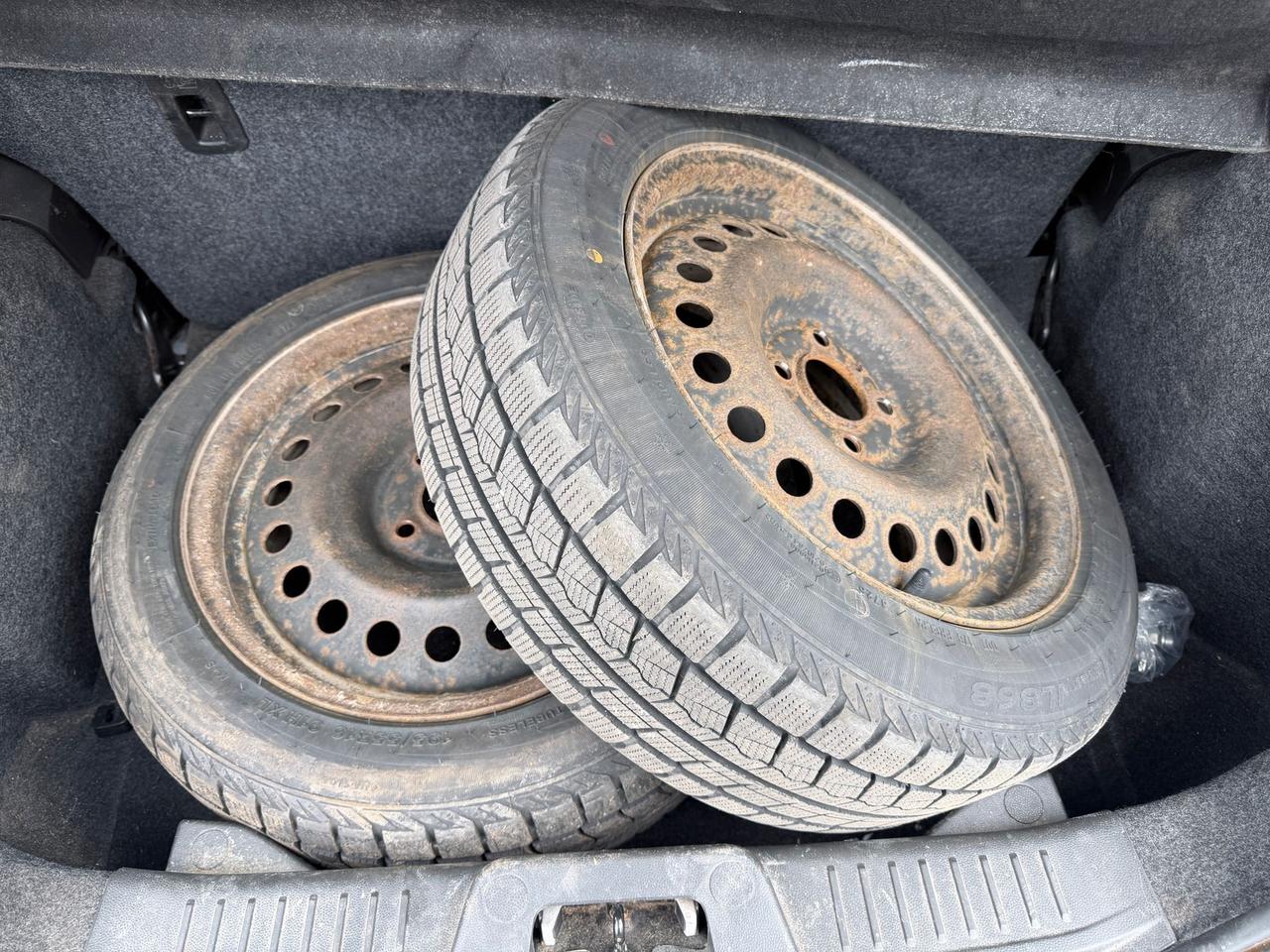 2014 Ford Fiesta SE Photo